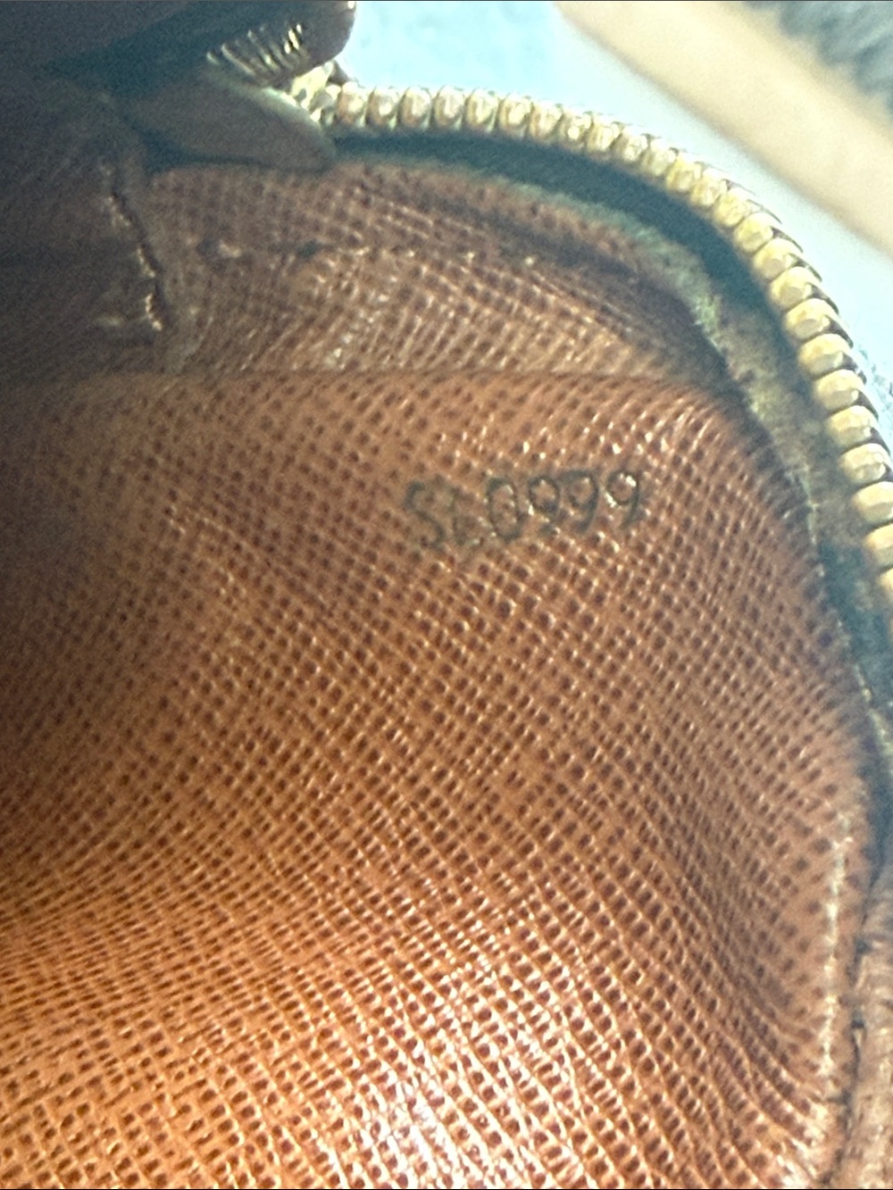 Louis Vuitton Shoulder Bag Danube Brown Monogram - Picture 15 of 16